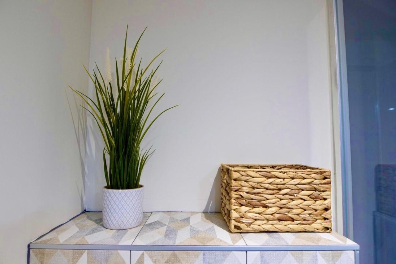 Tiny Stud Apartment Pau Luaran gambar