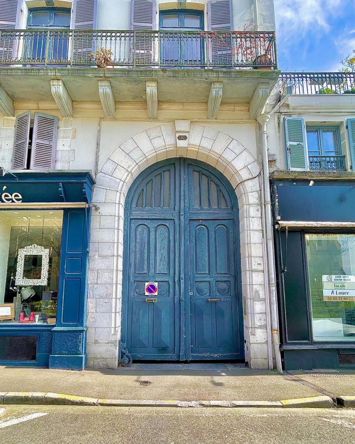 Tiny Stud Apartment Pau Luaran gambar